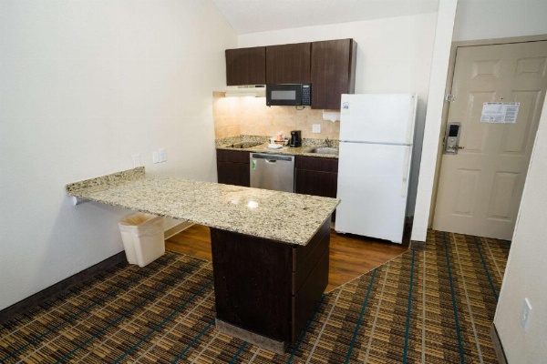 MainStay Suites Knoxville Airport image 24
