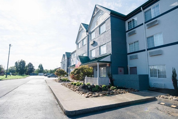 MainStay Suites Knoxville Airport image 6